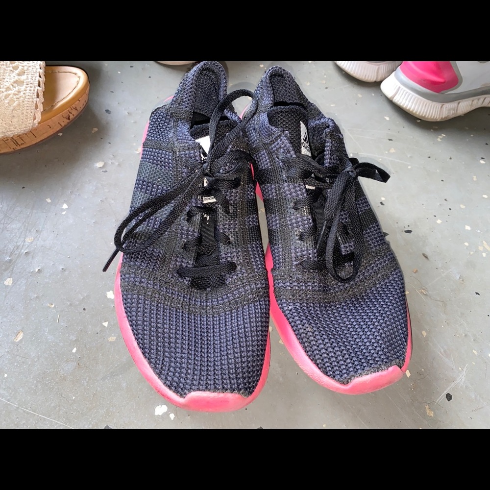 Adidas Sneakers